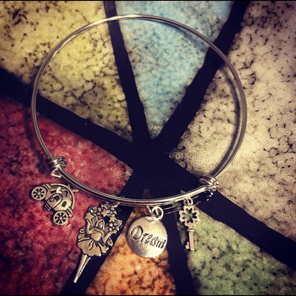 Cinderella Carriage Magic Dream Bangle Bracelet